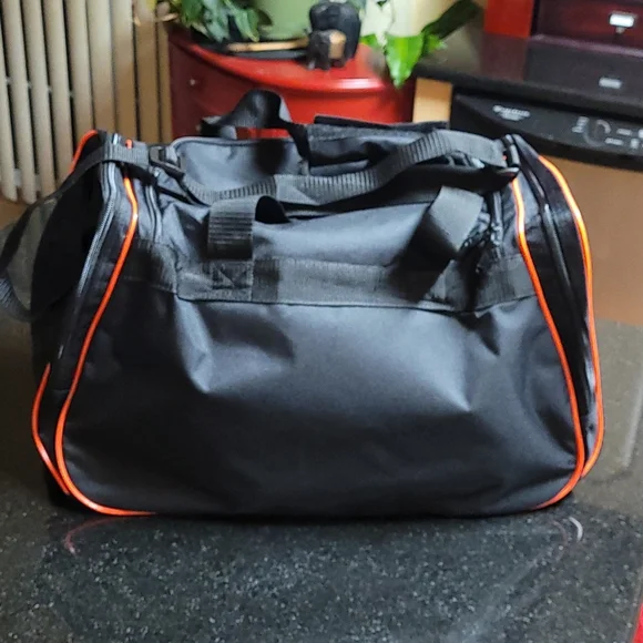 Adidas Unisex Medium Duffel Bag